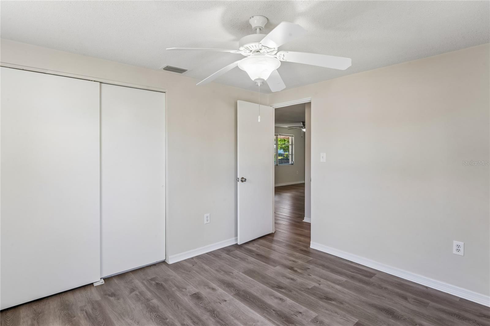 4655 48TH AVENUE N, St Petersburg, FL 33714