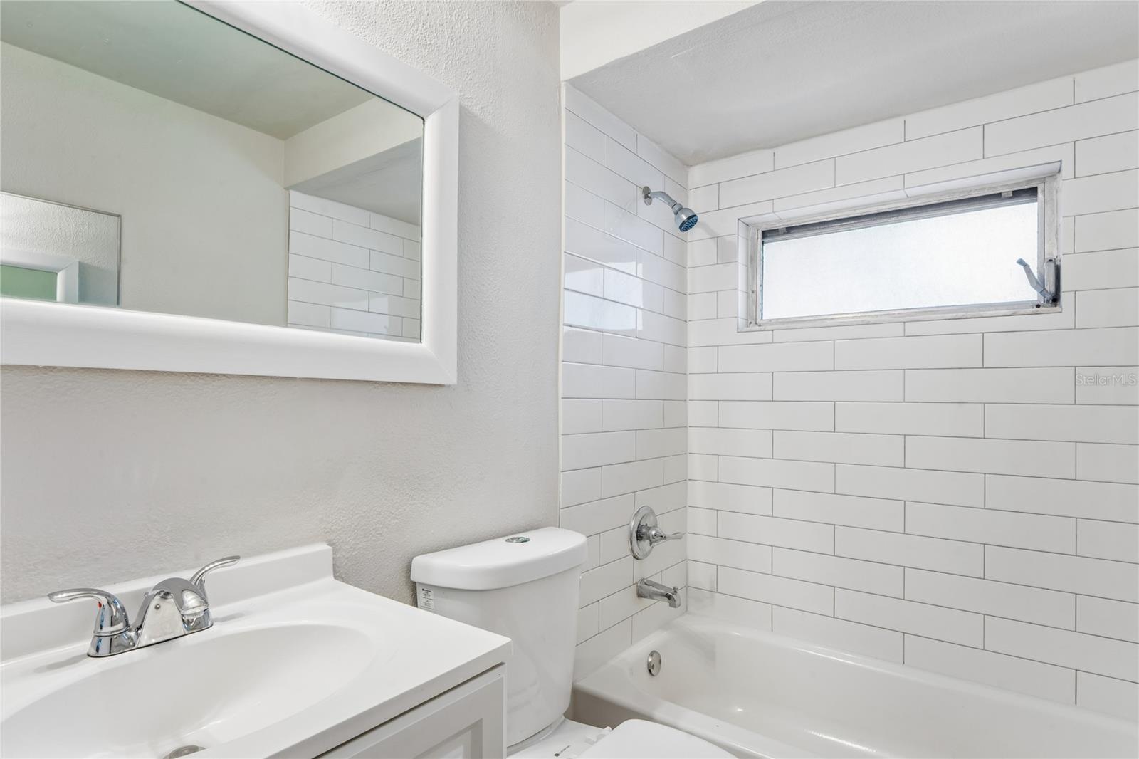 4655 48TH AVENUE N, St Petersburg, FL 33714