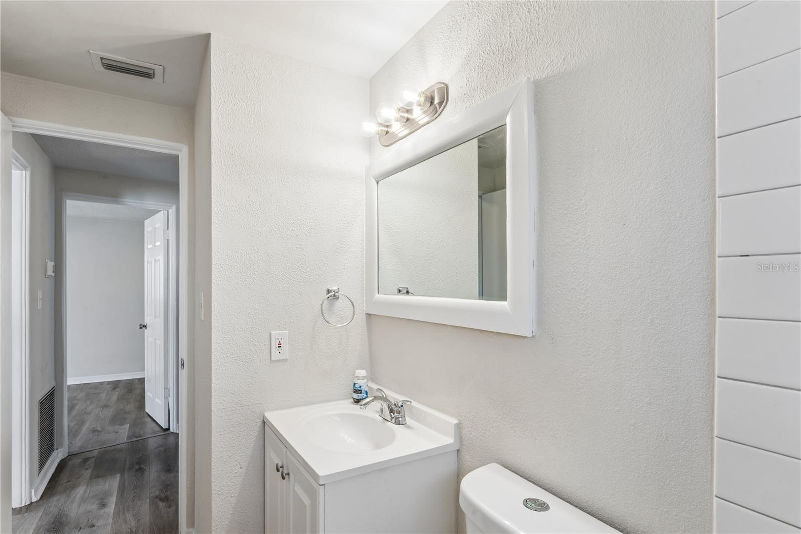4655 48TH AVENUE N, St Petersburg, FL 33714