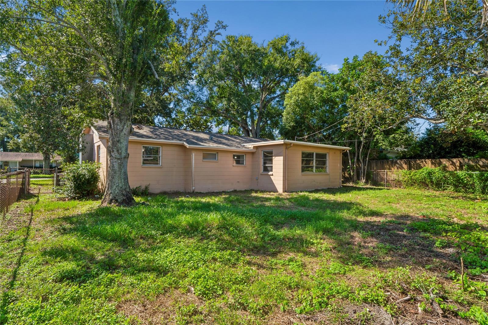 4655 48TH AVENUE N, St Petersburg, FL 33714