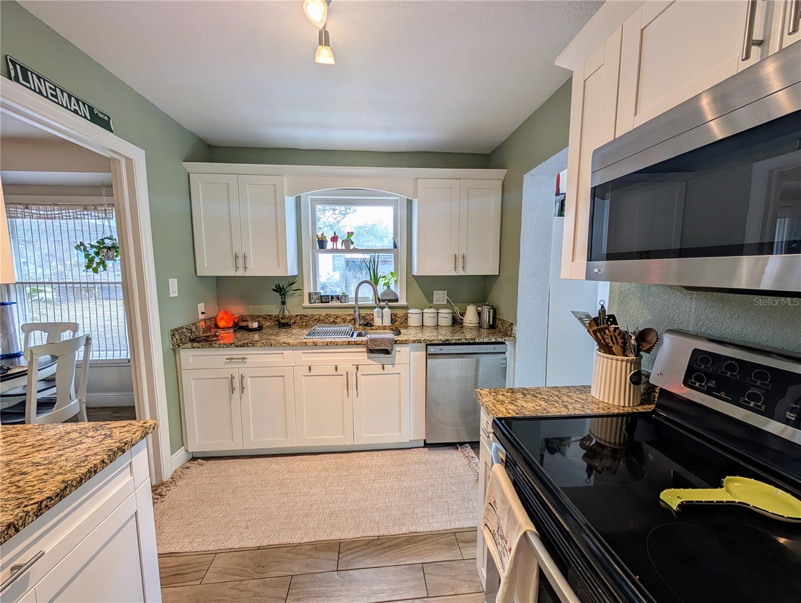 1008 E HAMILTON AVENUE, Tampa, FL 33604