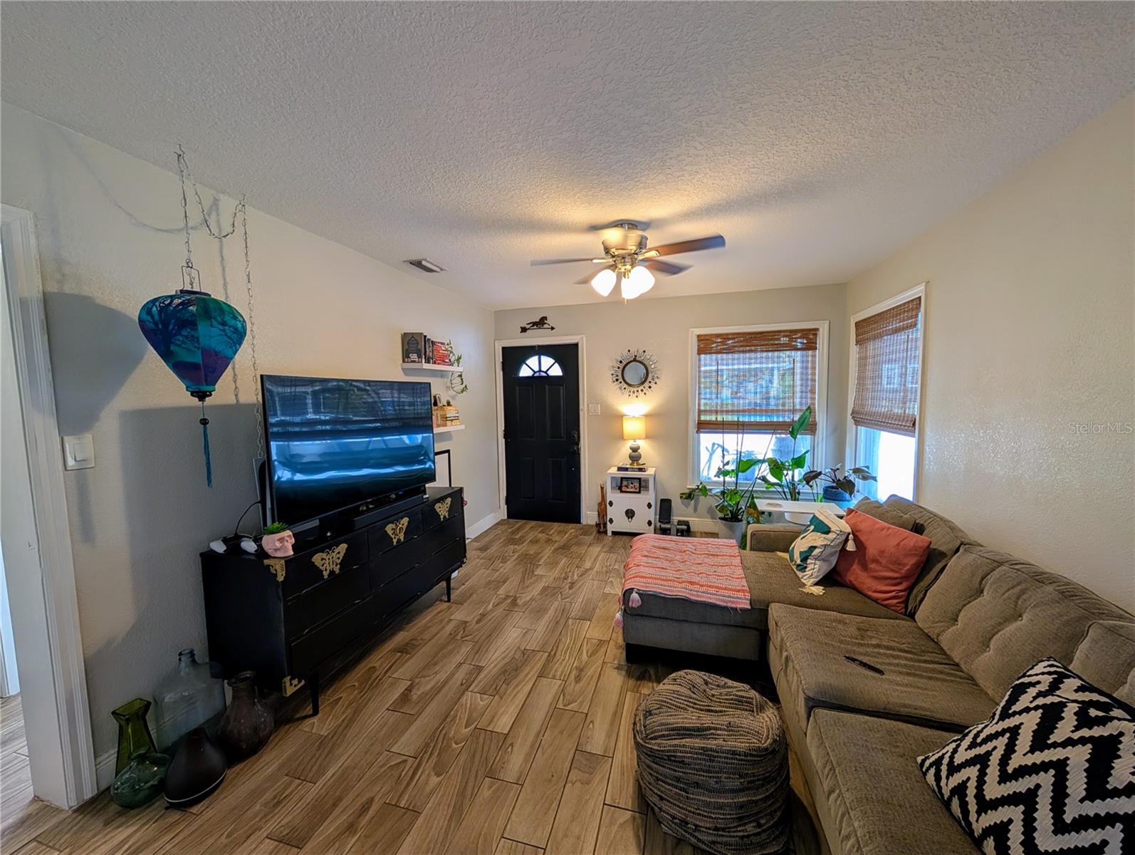 1008 E HAMILTON AVENUE, Tampa, FL 33604
