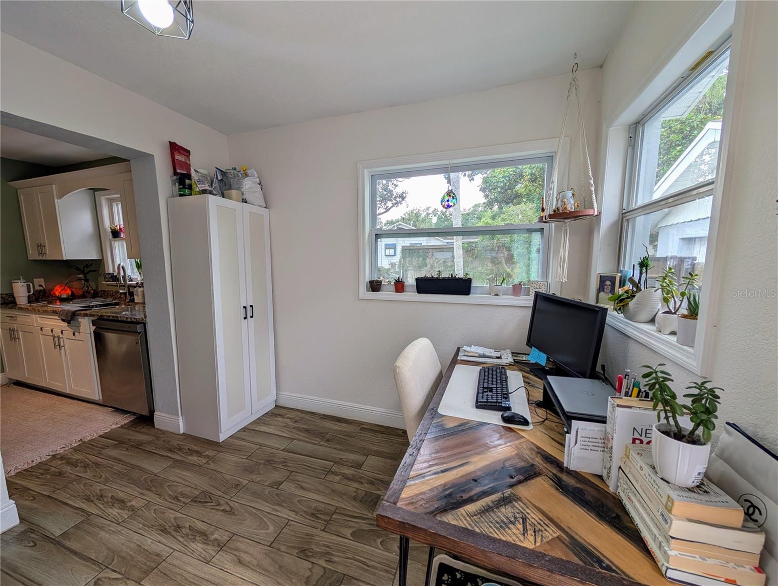 1008 E HAMILTON AVENUE, Tampa, FL 33604