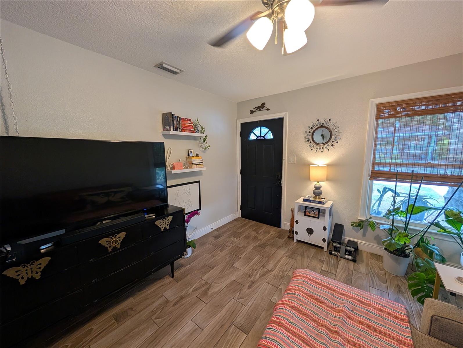 1008 E HAMILTON AVENUE, Tampa, FL 33604