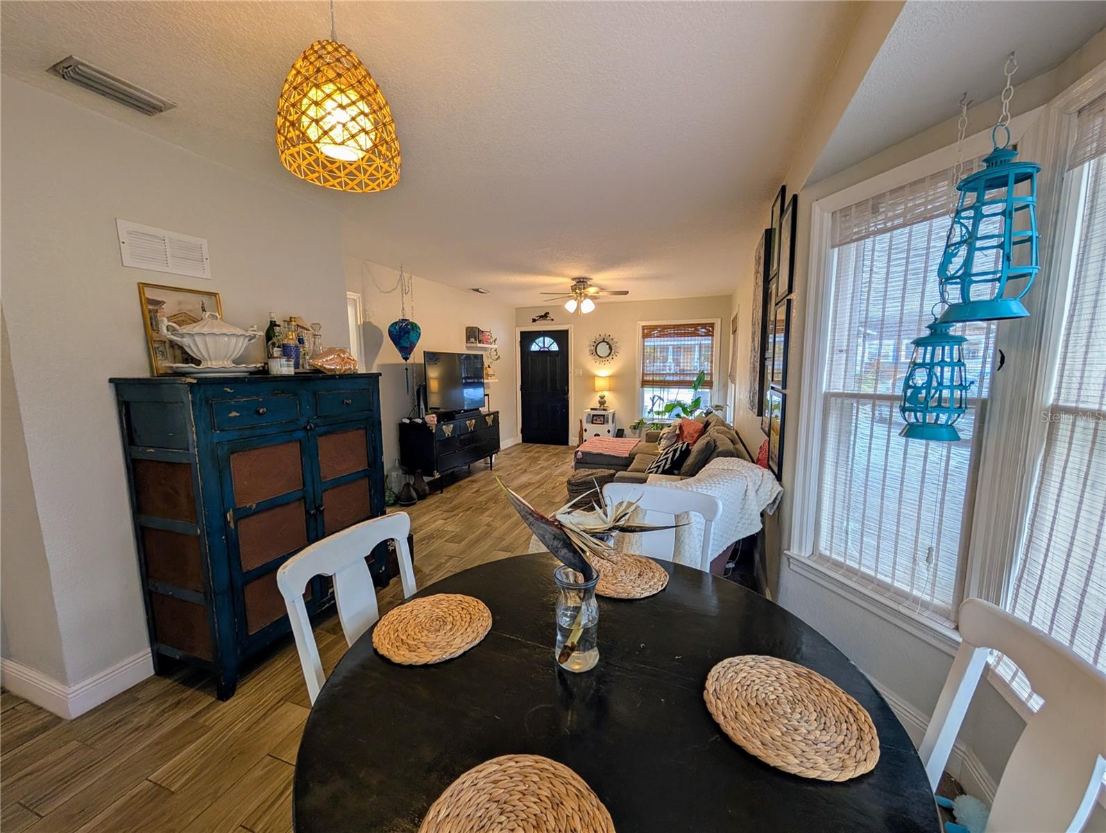 1008 E HAMILTON AVENUE, Tampa, FL 33604