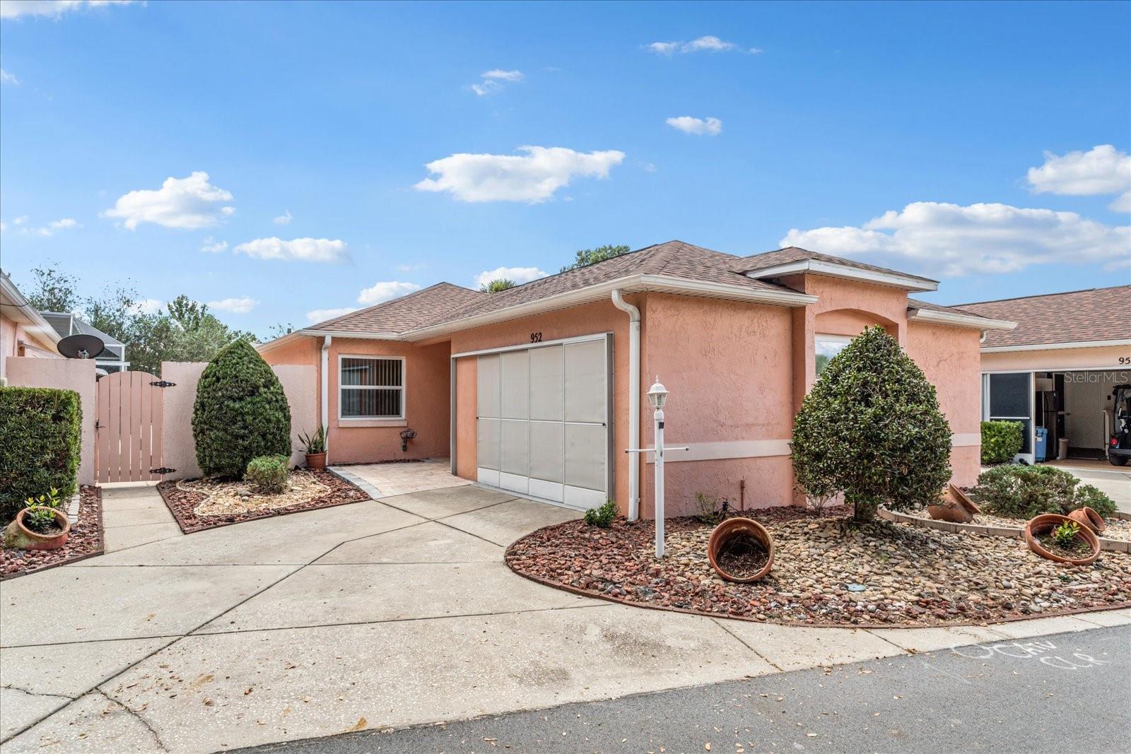 952 AVALON AVE. AVENUE, The Villages, FL 32159