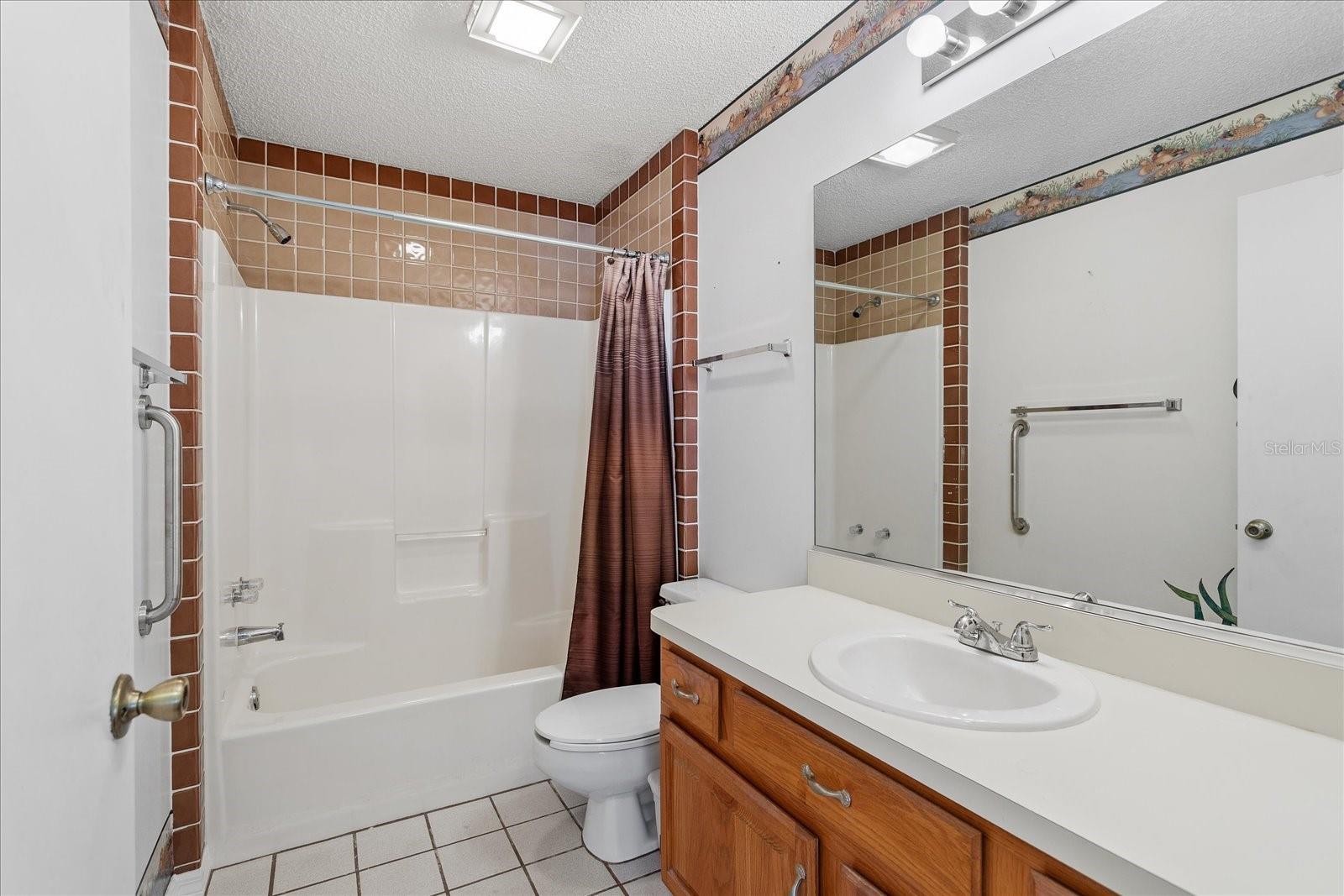 952 AVALON AVE. AVENUE, The Villages, FL 32159