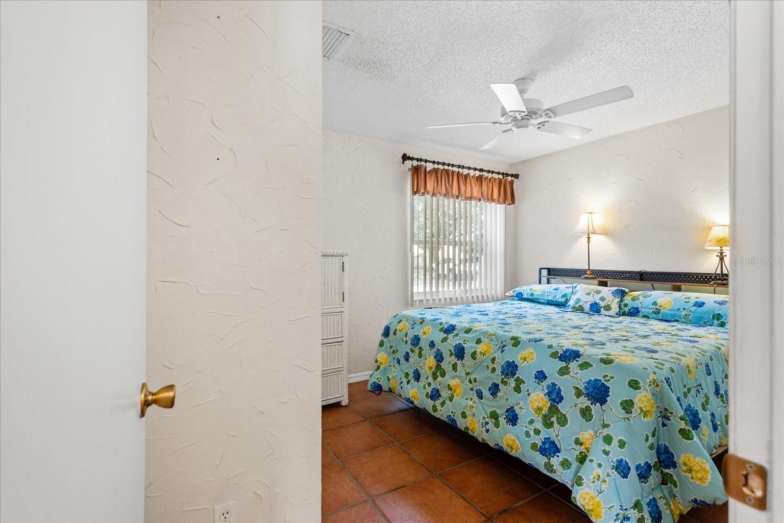952 AVALON AVE. AVENUE, The Villages, FL 32159