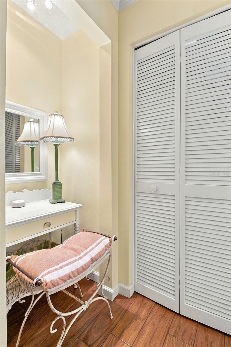 Cozy make-up/vanity space perfectly located adjacent from the en-suite bath~