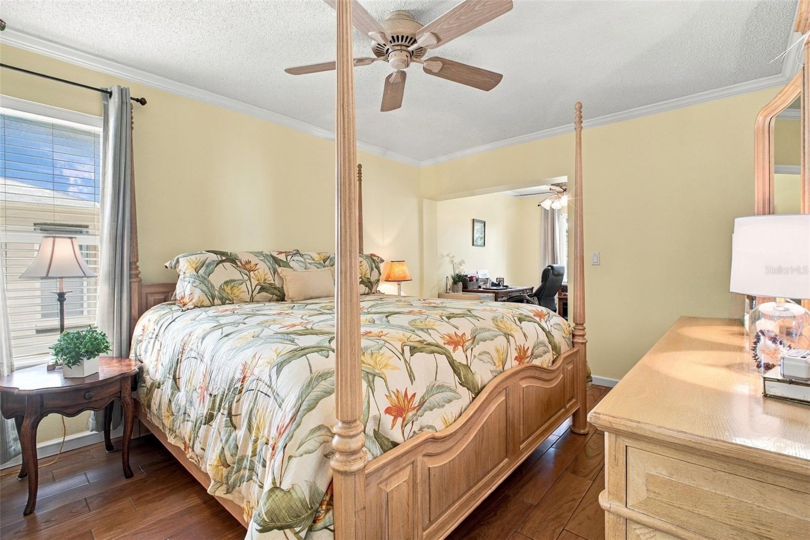 Massive primary retreat big enough for a king & features beautiful tile "wood look" flooring~