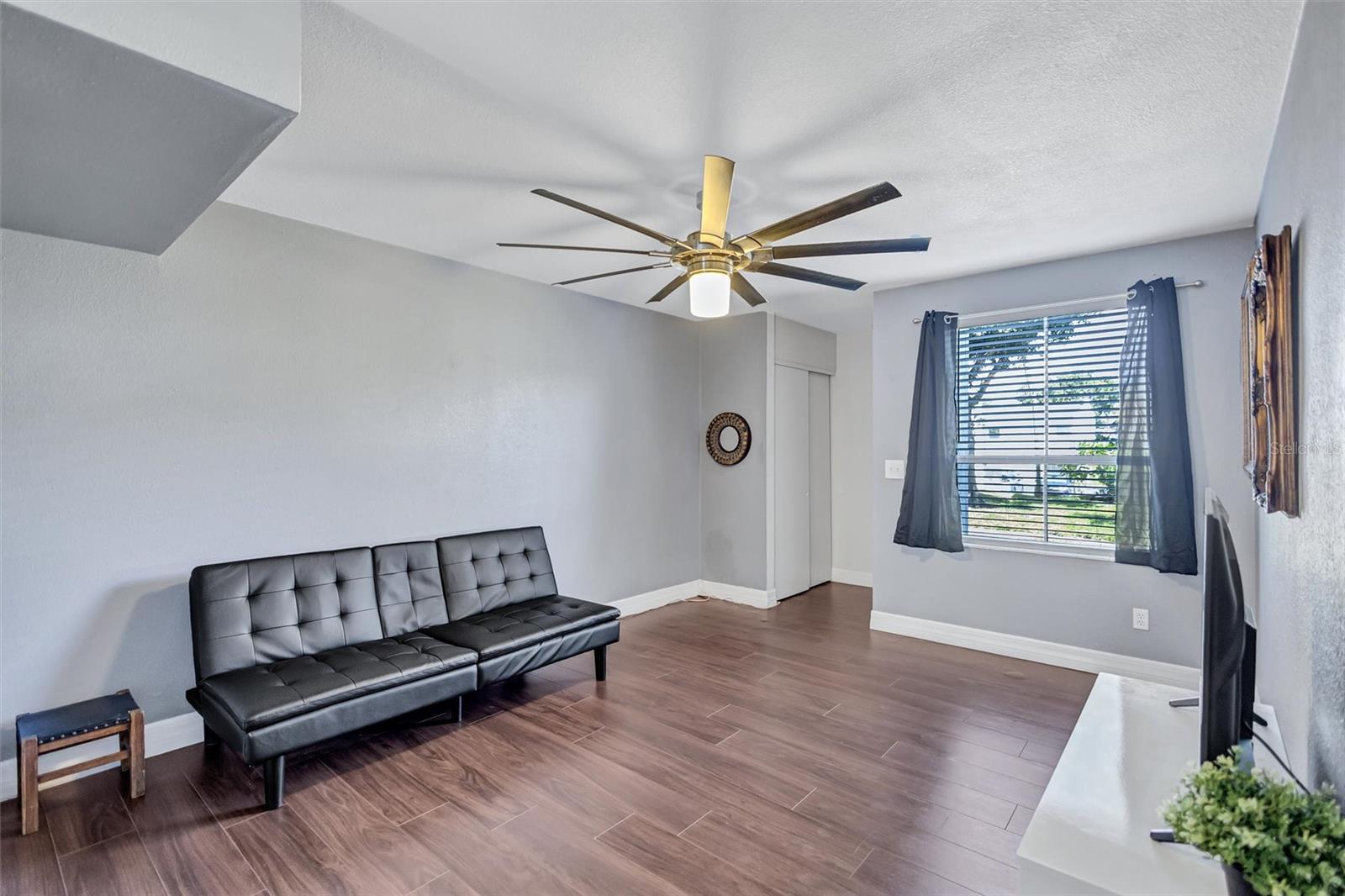 4515 LA CAPRI COURT, Tampa, FL 33611