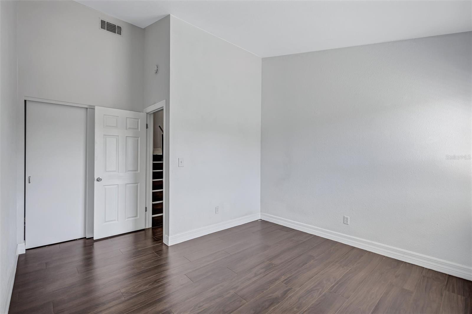 4515 LA CAPRI COURT, Tampa, FL 33611