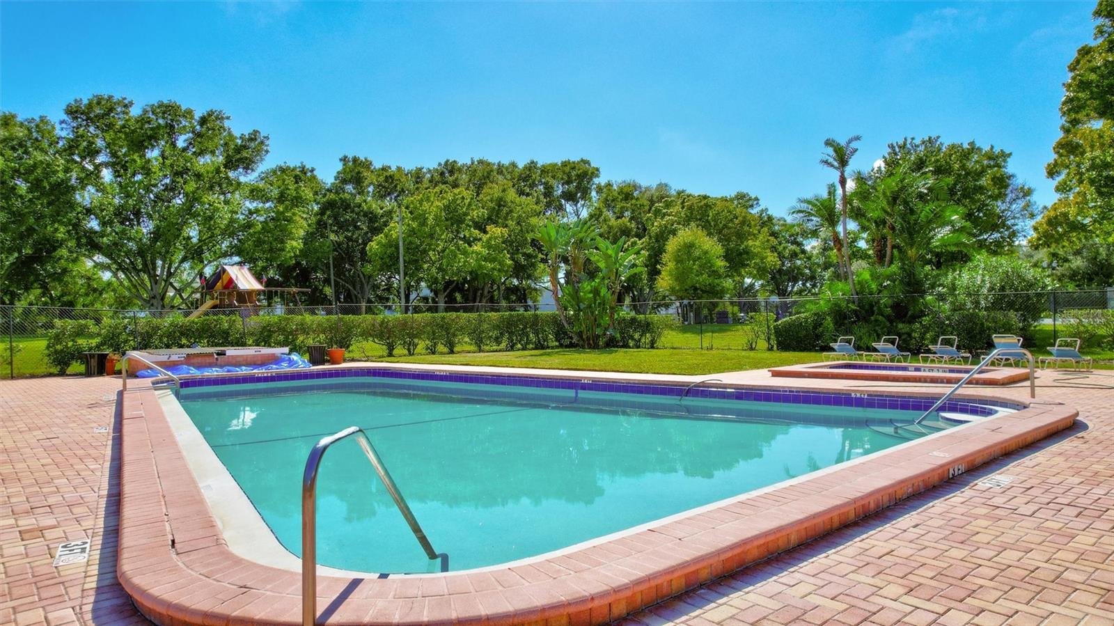 4515 LA CAPRI COURT, Tampa, FL 33611