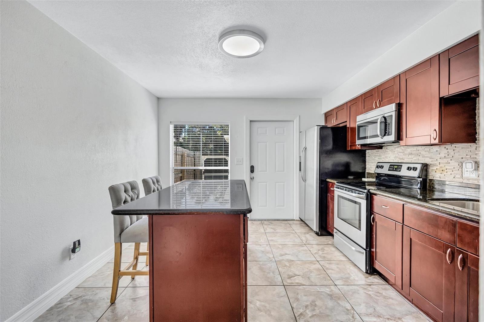 4515 LA CAPRI COURT, Tampa, FL 33611