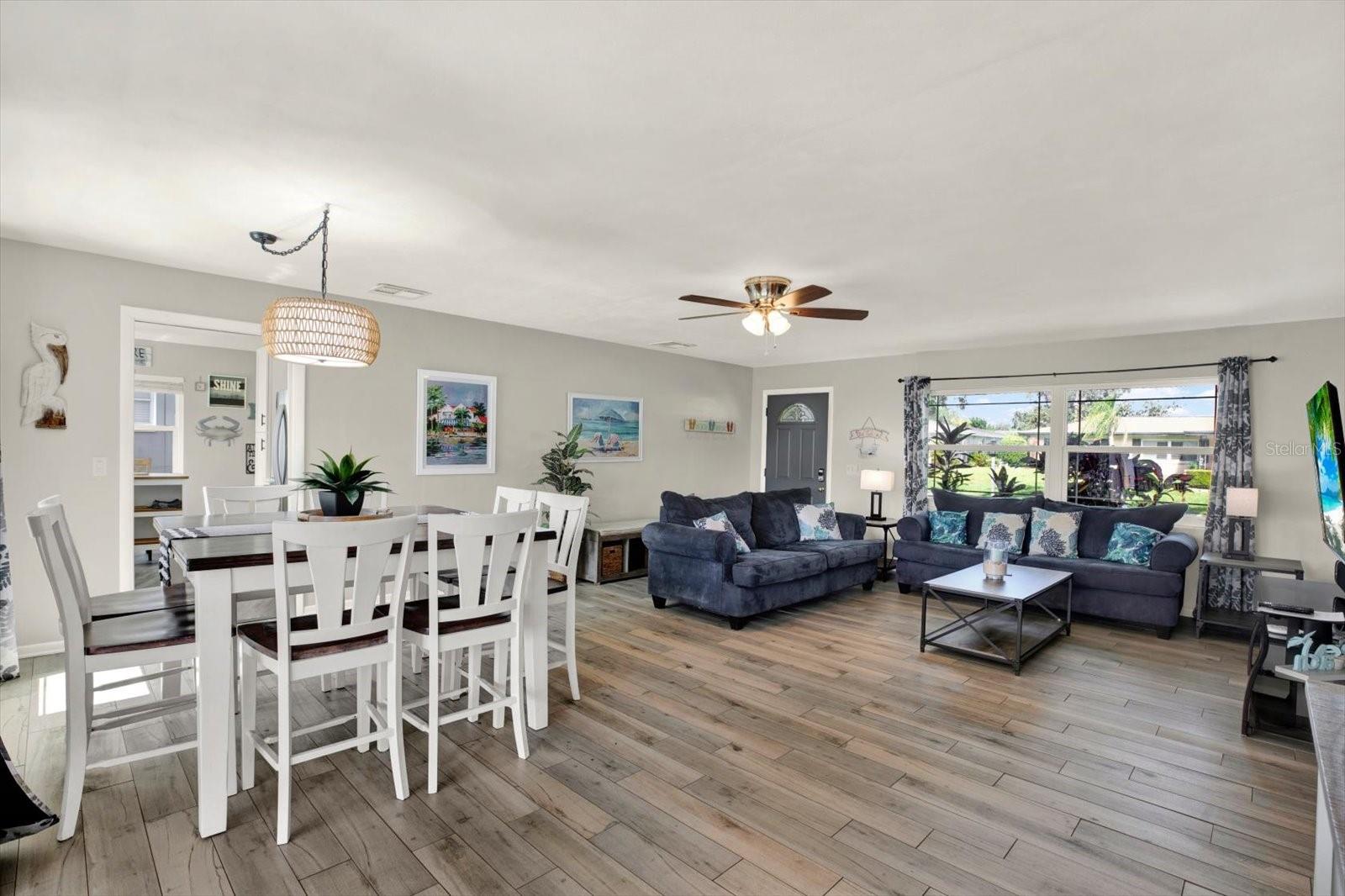 1669 CAMBRIDGE DRIVE, Clearwater, FL 33756