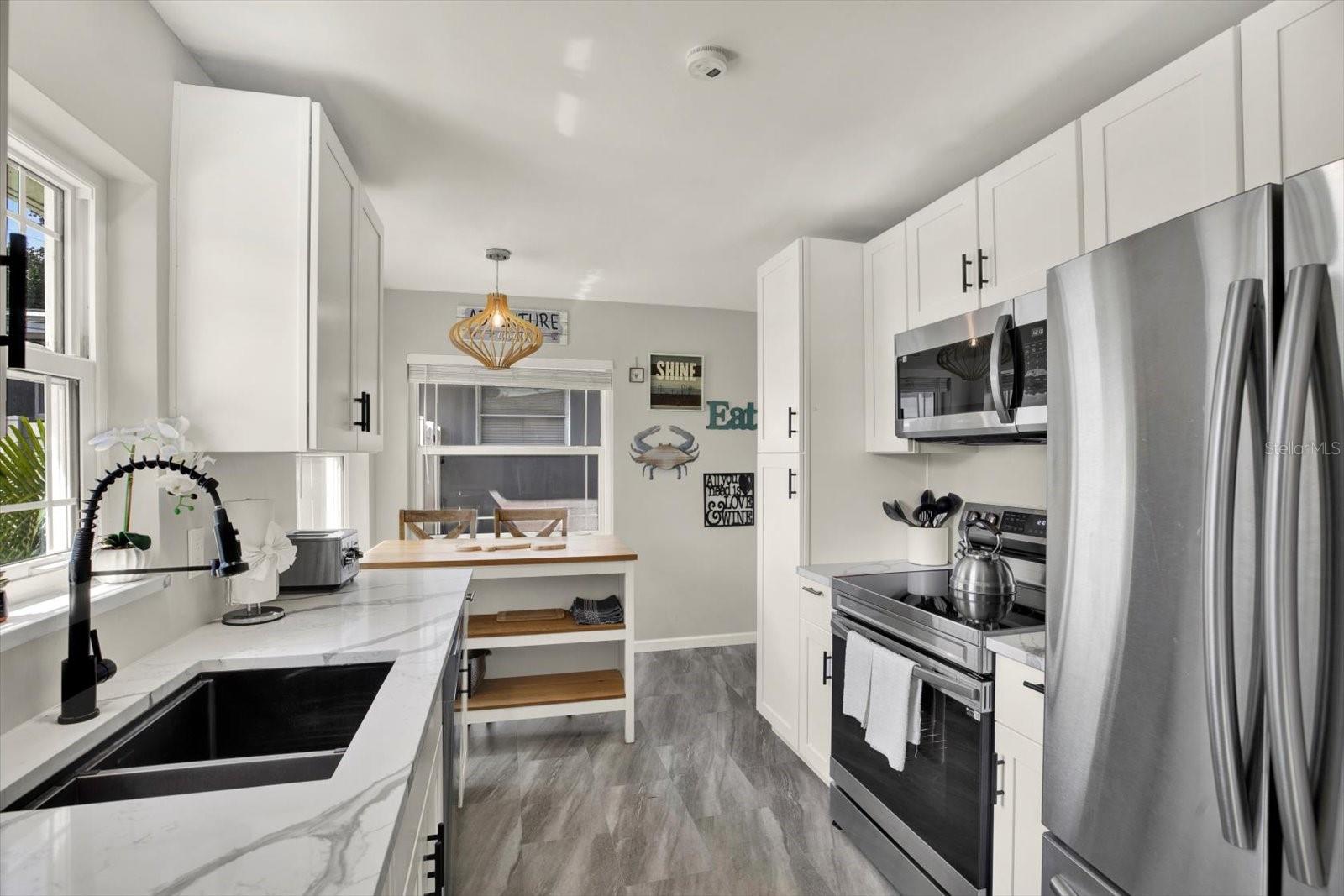 1669 CAMBRIDGE DRIVE, Clearwater, FL 33756