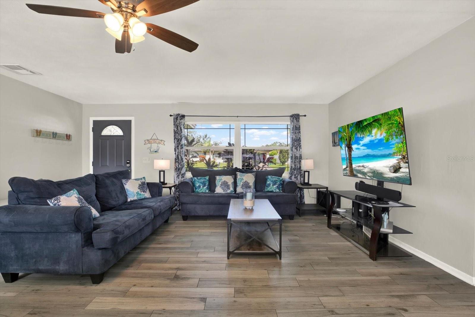 1669 CAMBRIDGE DRIVE, Clearwater, FL 33756