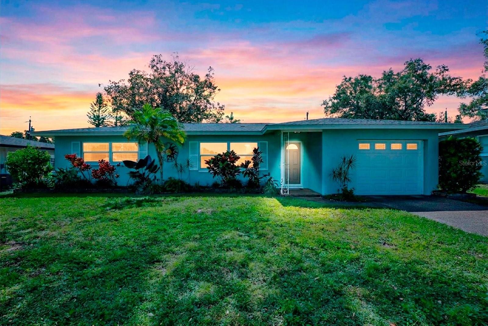 1669 CAMBRIDGE DRIVE, Clearwater, FL 33756