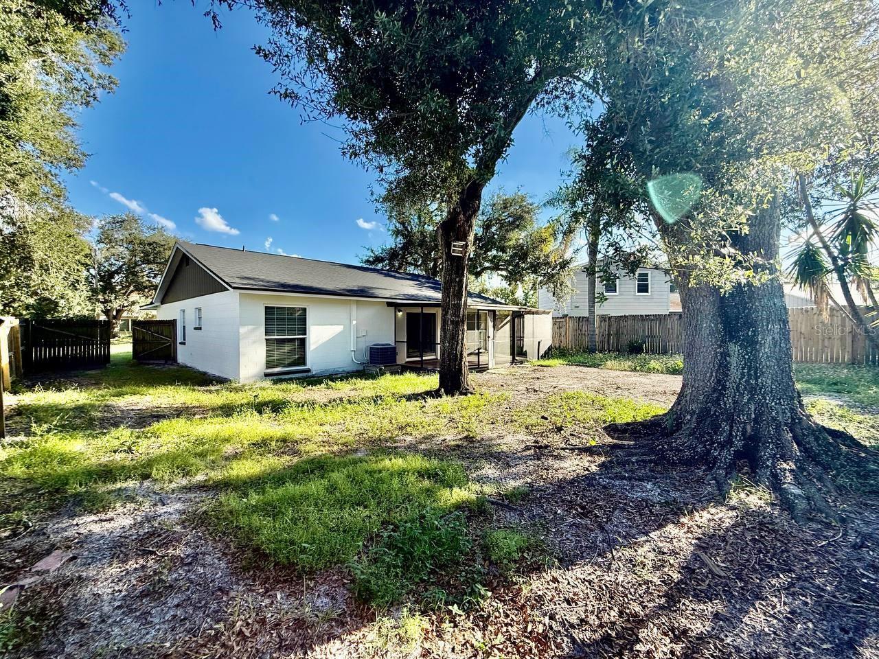 1602 PALM LEAF DRIVE, Brandon, FL 33510