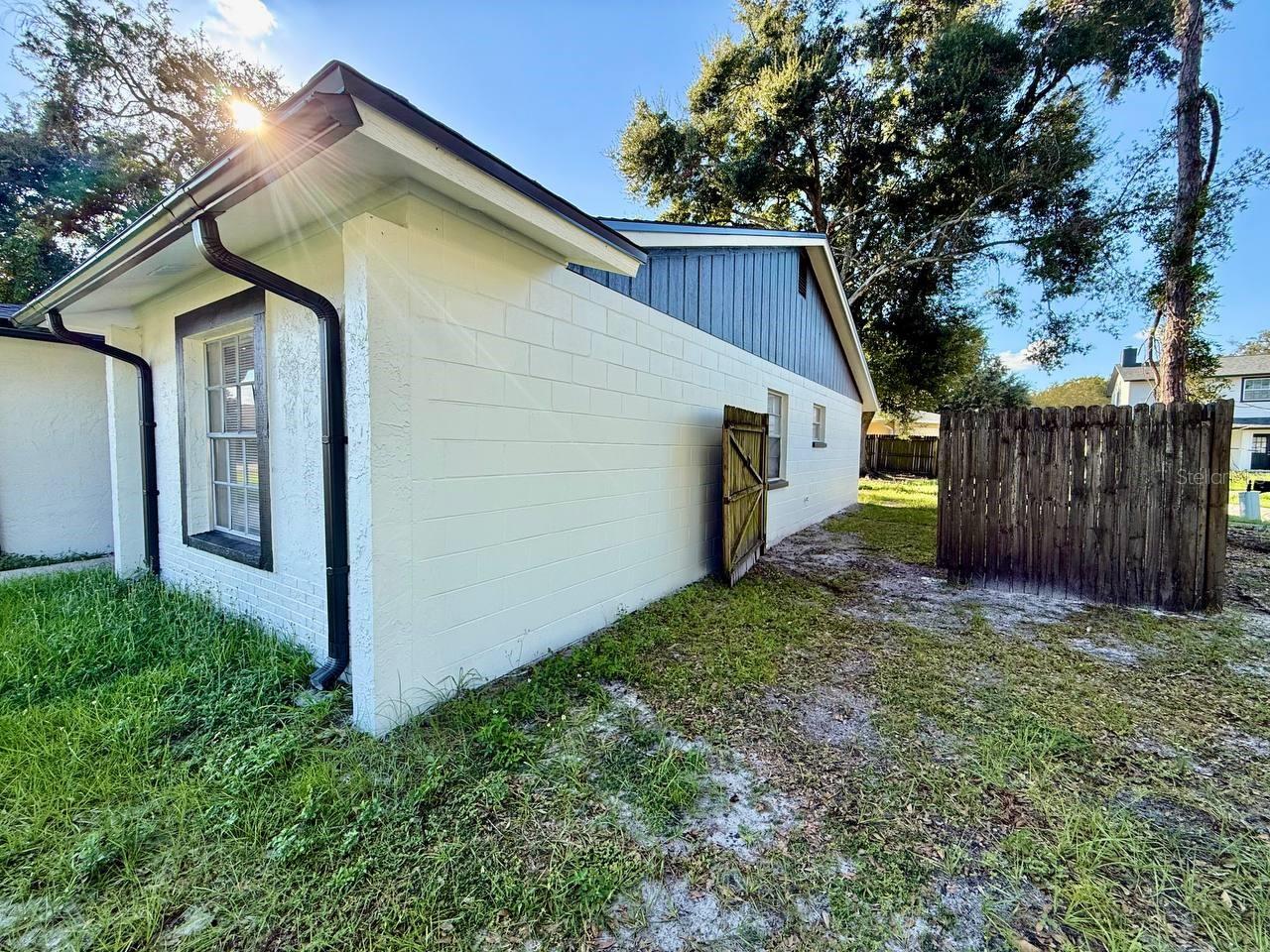 1602 PALM LEAF DRIVE, Brandon, FL 33510