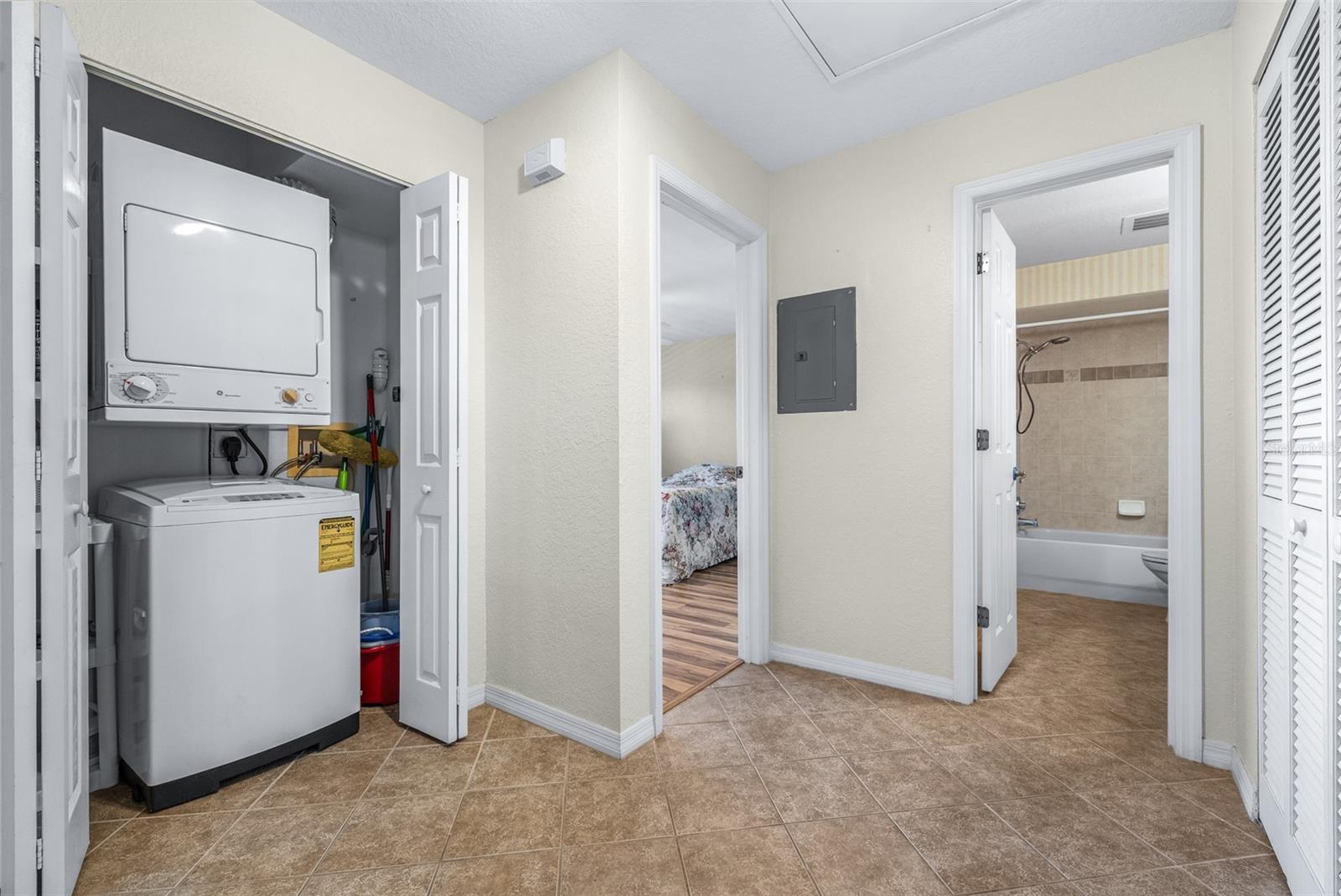 6150 GULFPORT BOULEVARD S, #515, Gulfport, FL 33707