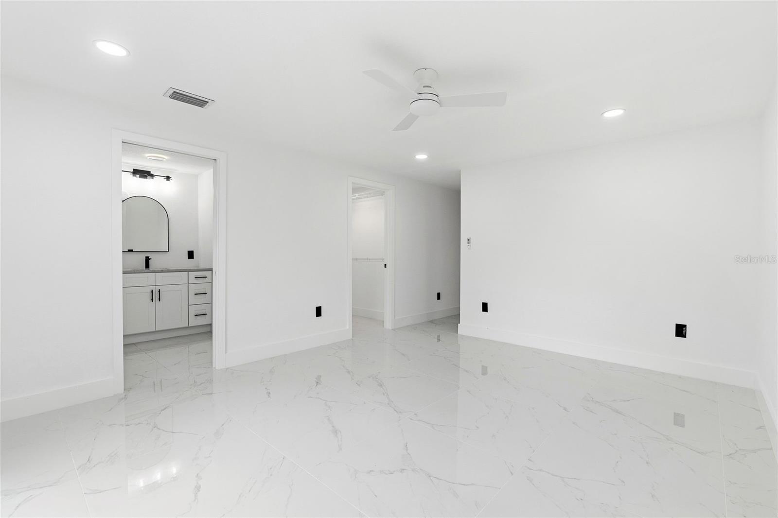 5308 BLACK PINE DRIVE, Tampa, FL 33624