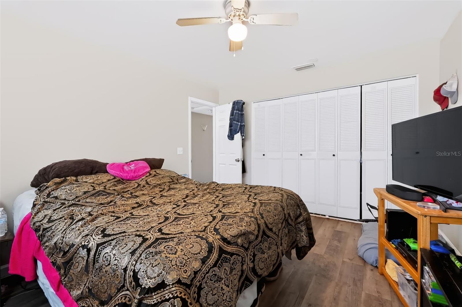 1169 2ND AVENUE NE, Largo, FL 33770
