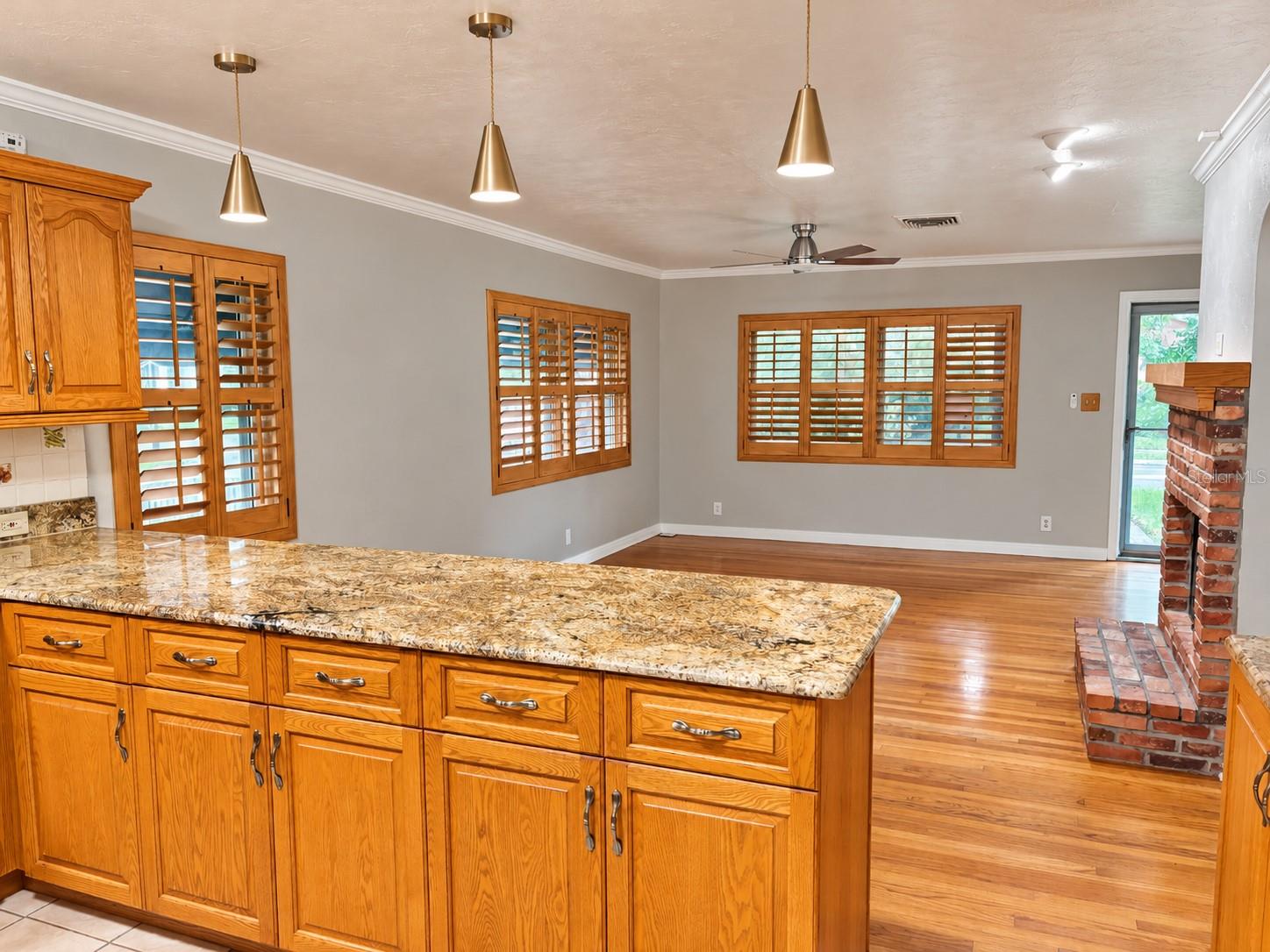 1146 30TH AVENUE N, St Petersburg, FL 33704