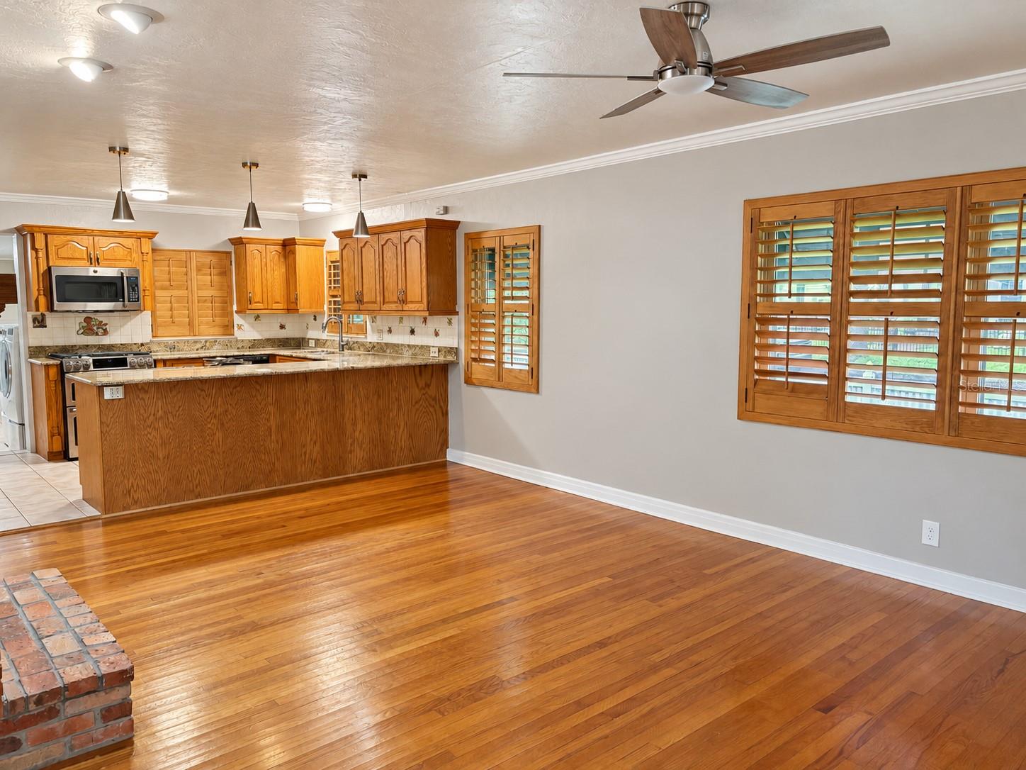 1146 30TH AVENUE N, St Petersburg, FL 33704