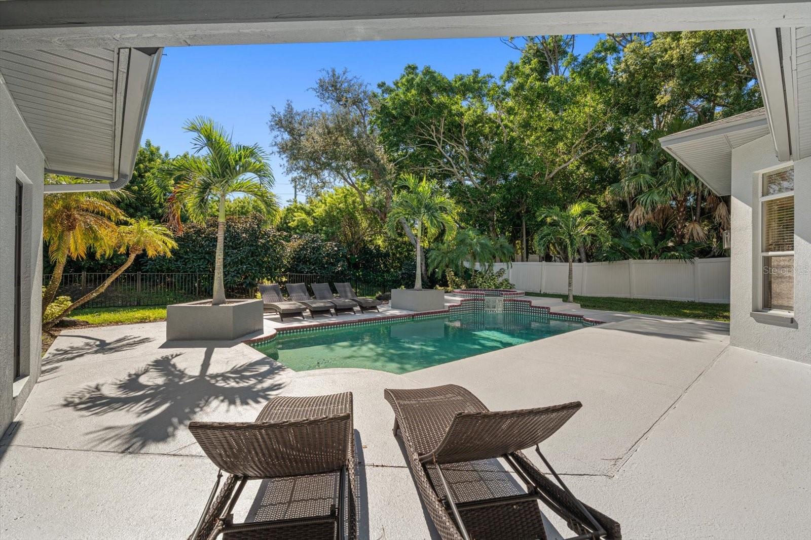 2265 KENT DRIVE, Largo, FL 33774
