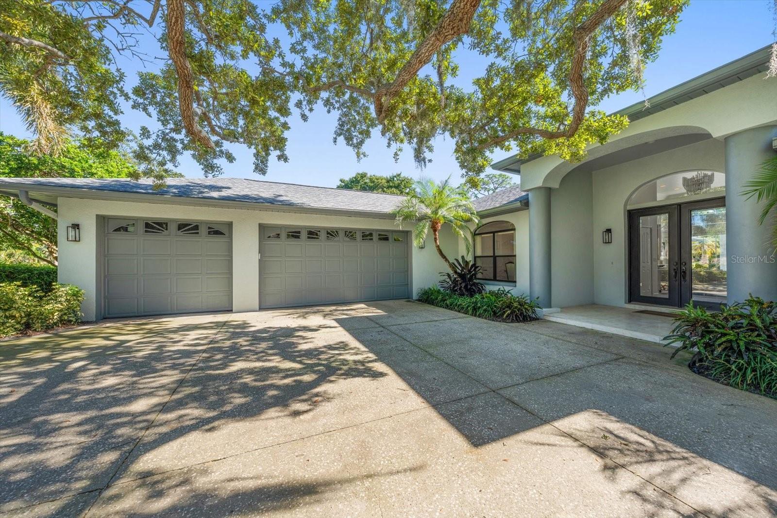 2265 KENT DRIVE, Largo, FL 33774