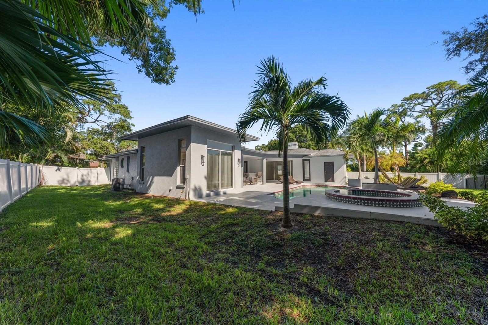 2265 KENT DRIVE, Largo, FL 33774