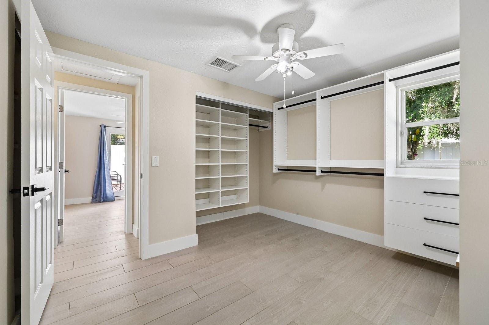 7321 CANAL BOULEVARD, Tampa, FL 33615