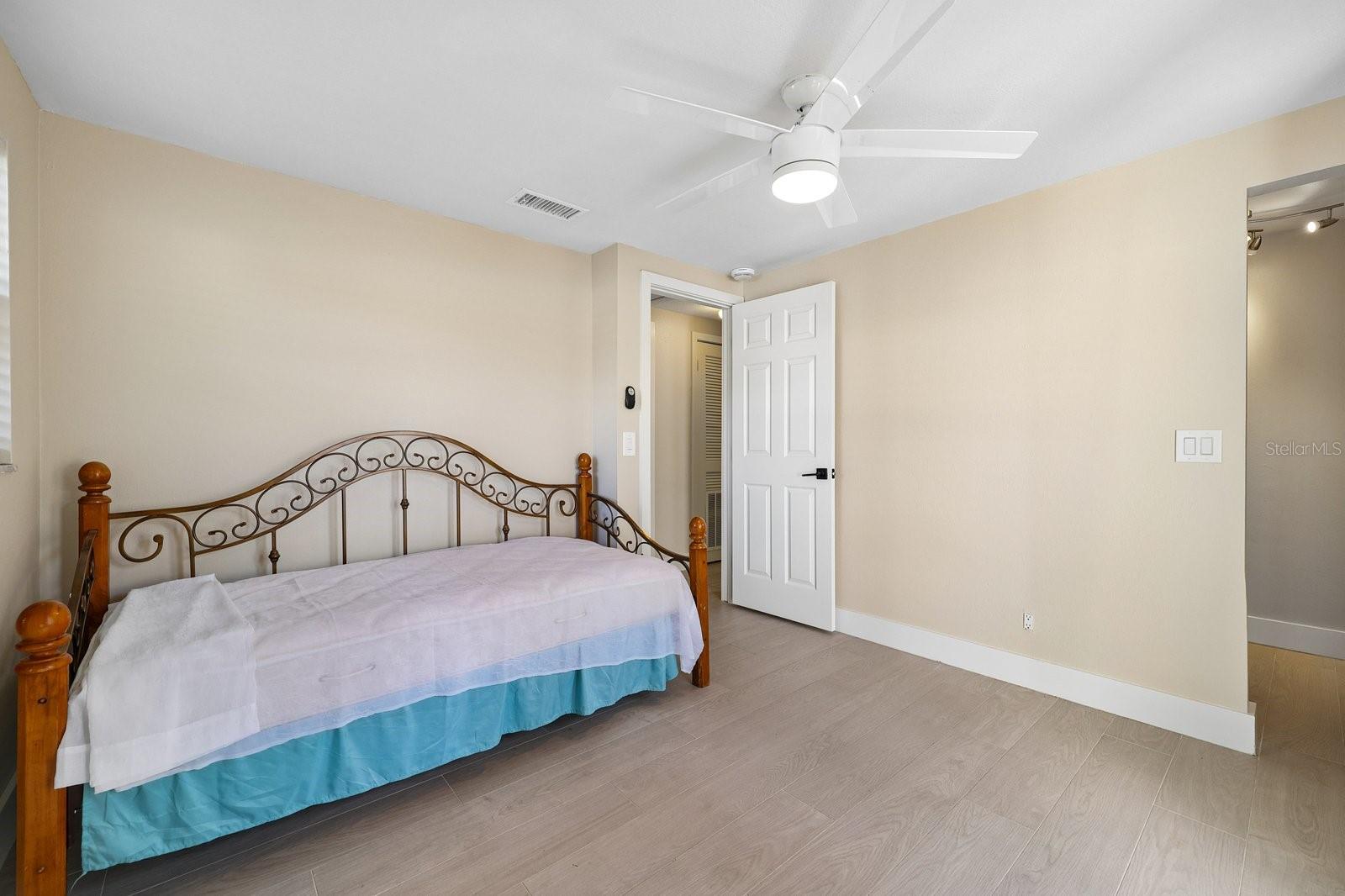 7321 CANAL BOULEVARD, Tampa, FL 33615