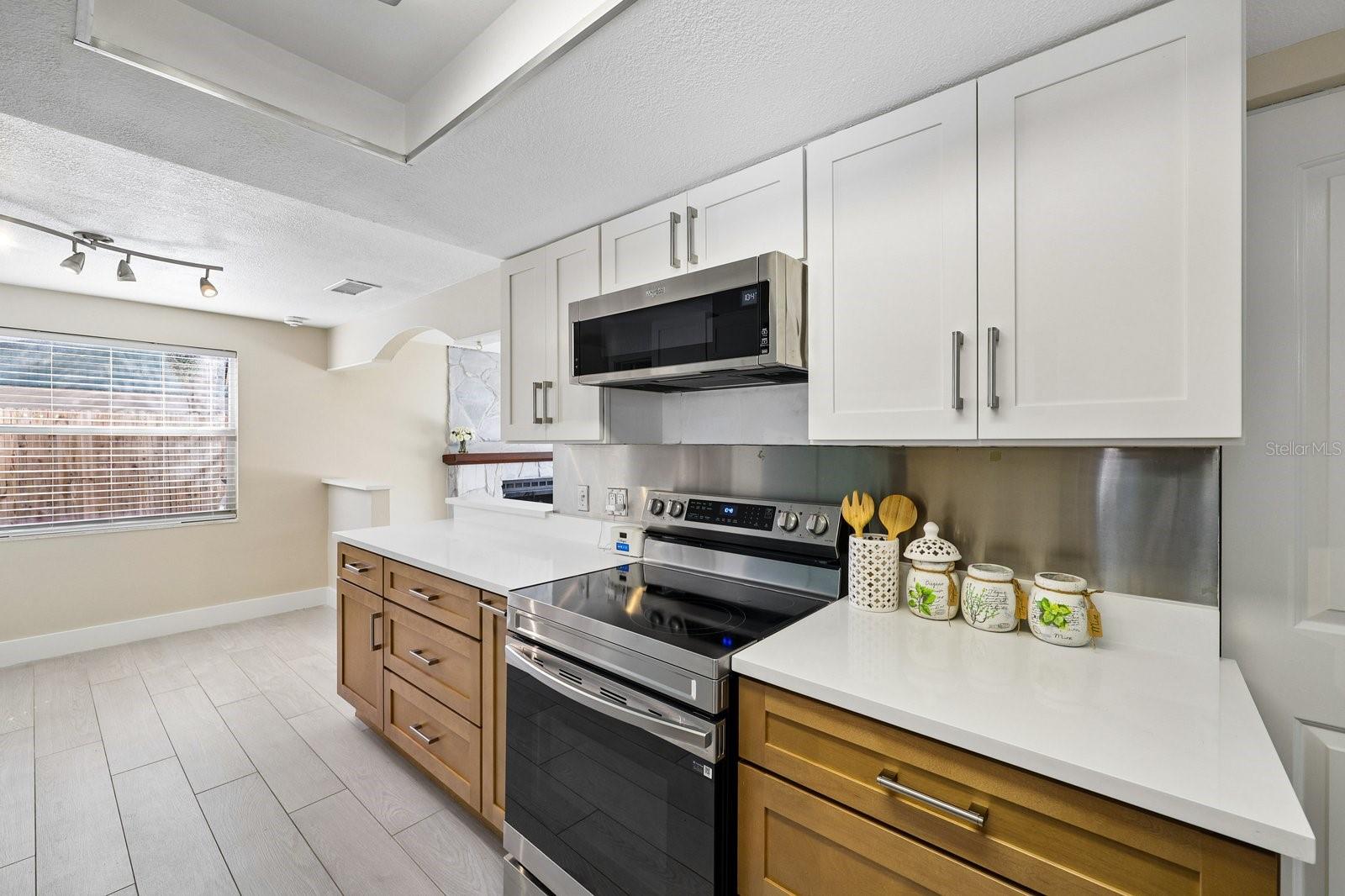 7321 CANAL BOULEVARD, Tampa, FL 33615