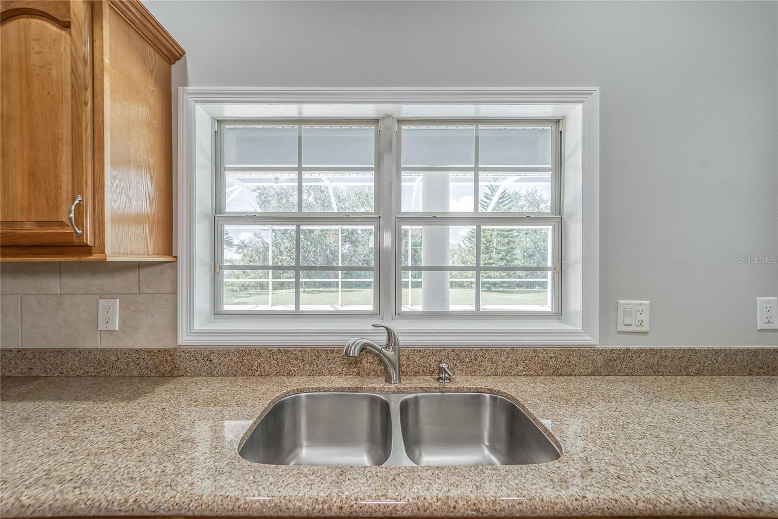 KITCHEN - MAIN