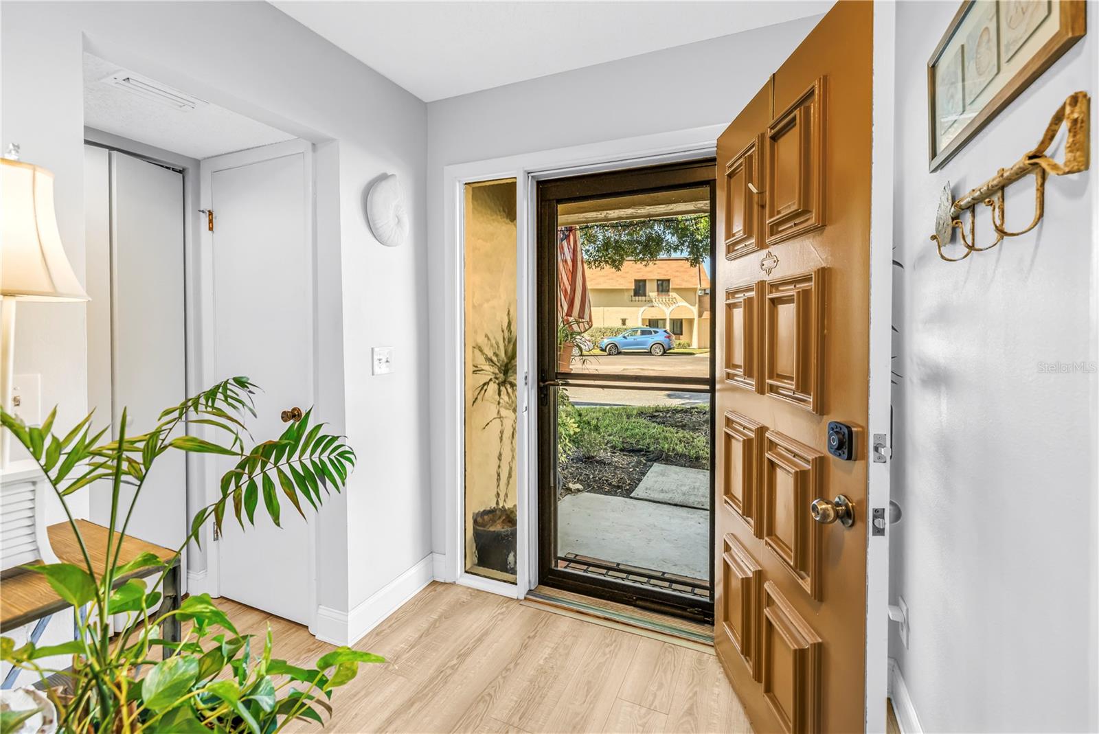 8473 17TH STREET N, St Petersburg, FL 33702