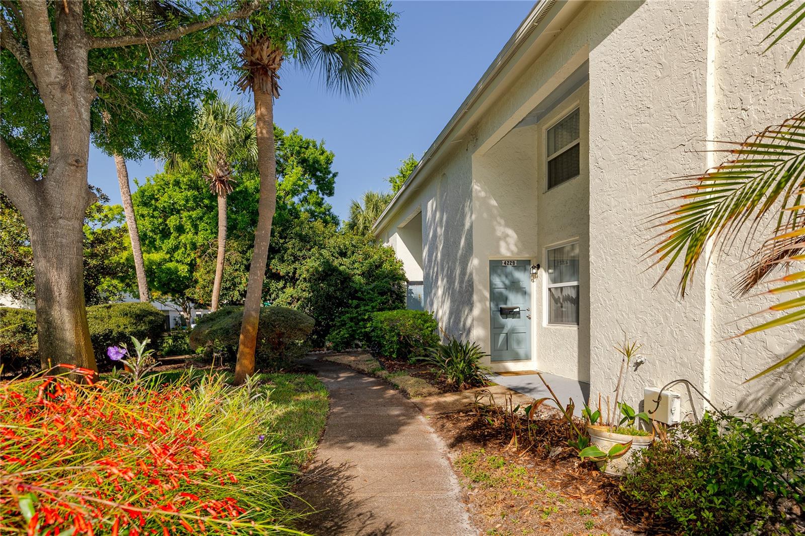 4229 LA PALMA COURT, Tampa, FL 33611