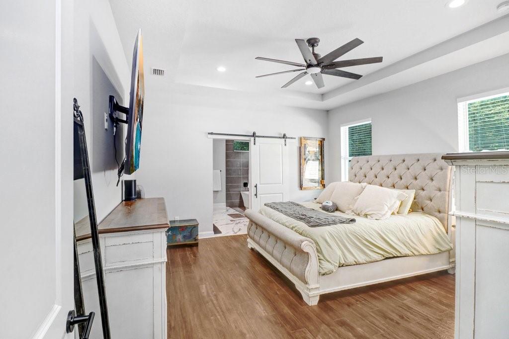 7510 N HIGHLAND AVENUE, Tampa, FL 33604