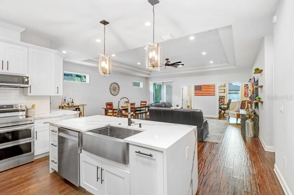 7510 N HIGHLAND AVENUE, Tampa, FL 33604