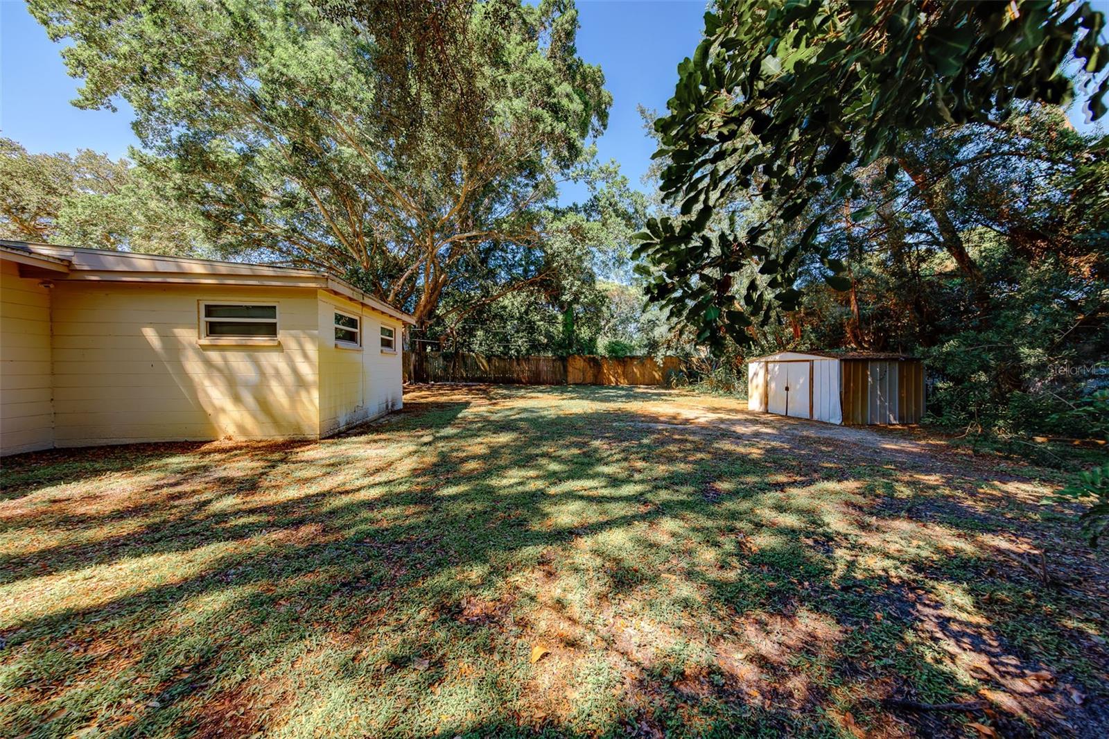 811 69TH AVENUE S, St Petersburg, FL 33705