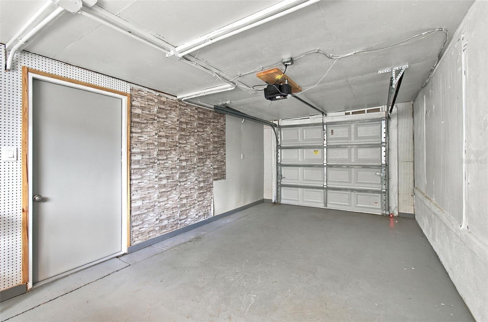 4730 W WALLCRAFT AVENUE, Tampa, FL 33611