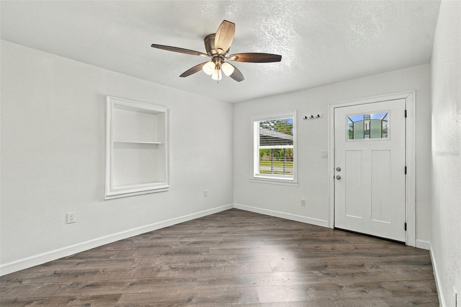 4730 W WALLCRAFT AVENUE, Tampa, FL 33611