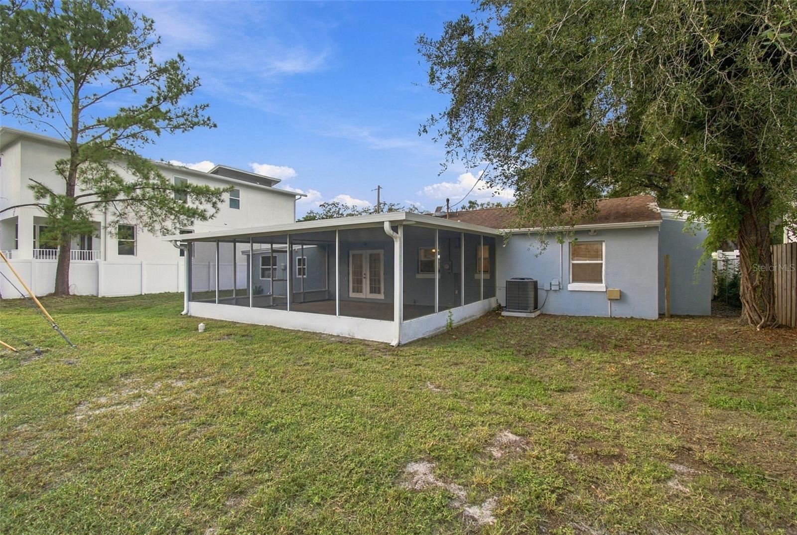 4730 W WALLCRAFT AVENUE, Tampa, FL 33611