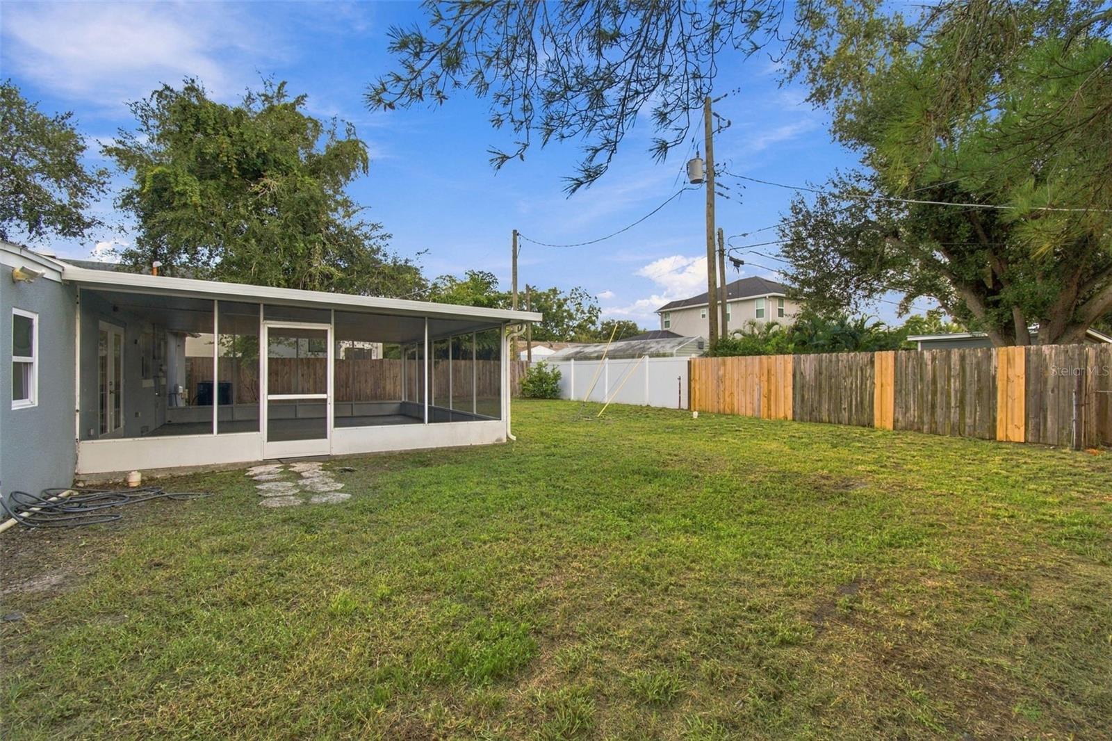 4730 W WALLCRAFT AVENUE, Tampa, FL 33611