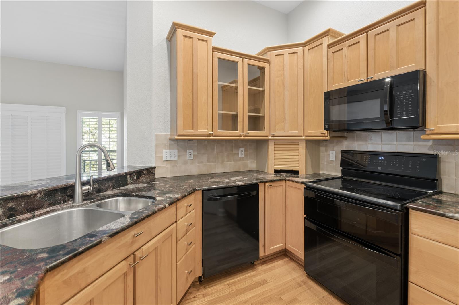 752 CORAL REEF DRIVE, Tampa, FL 33602