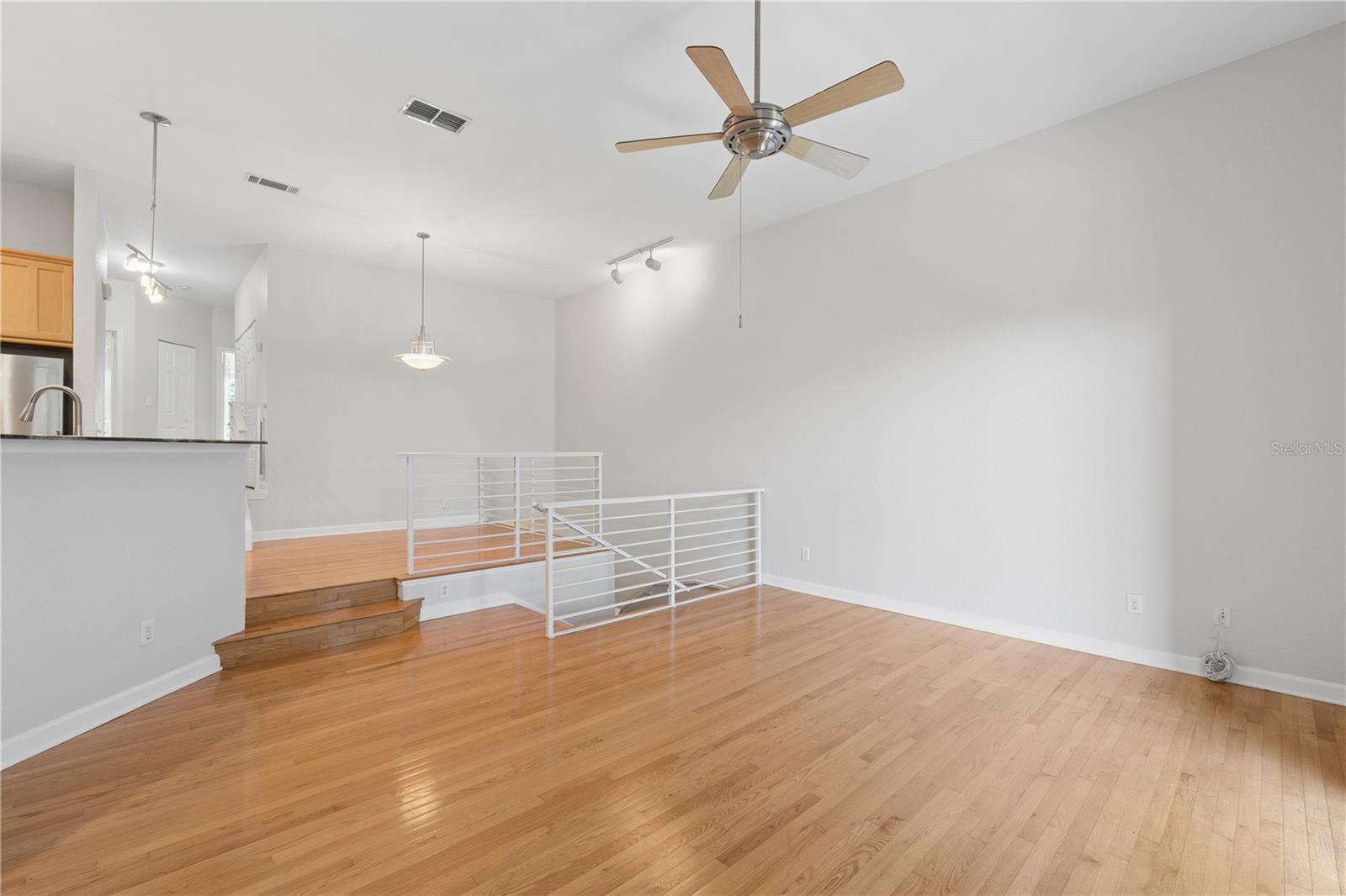 752 CORAL REEF DRIVE, Tampa, FL 33602