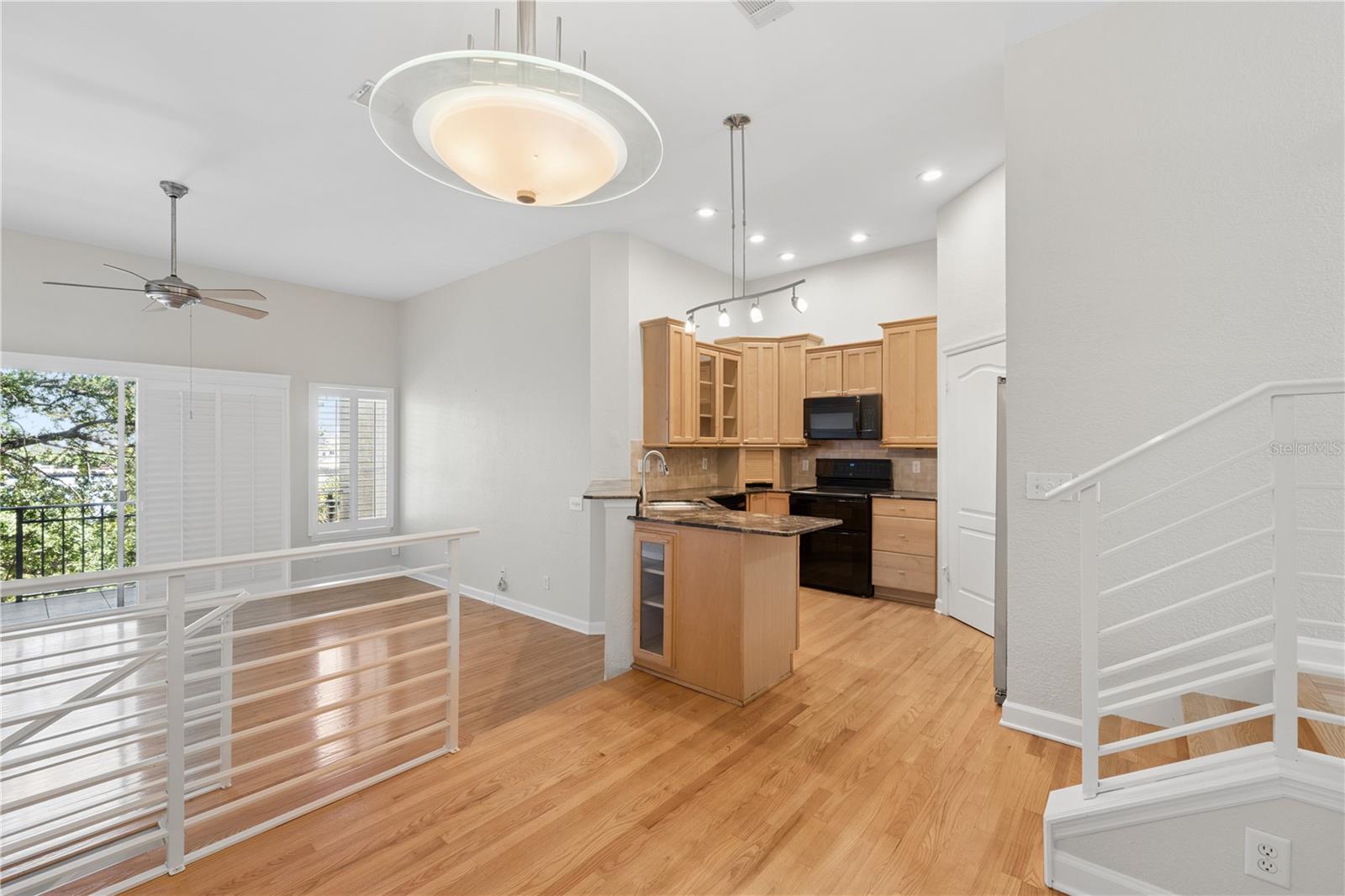 752 CORAL REEF DRIVE, Tampa, FL 33602