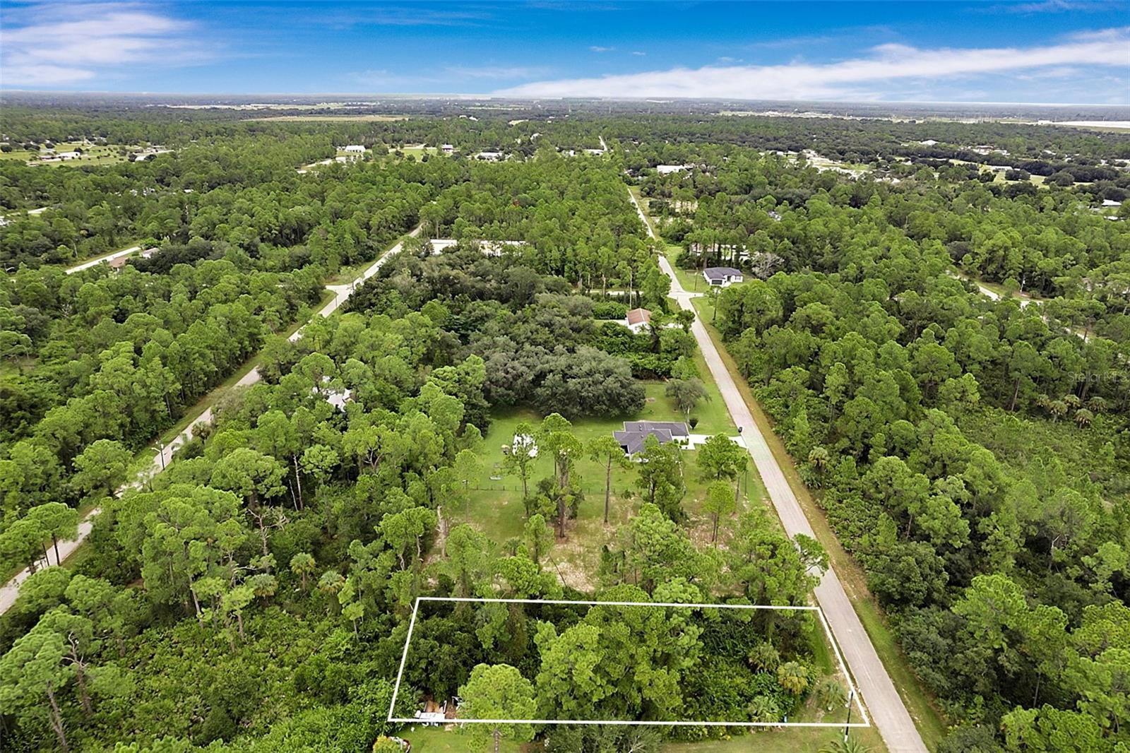 2011 WELLS AVENUE, Alva, FL 33920