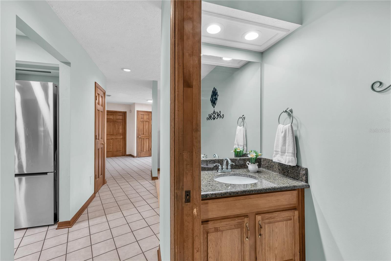 There is also a convenient Powder bath for guests.